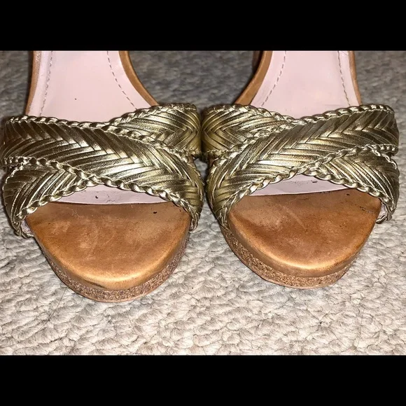 Vince Camuto stunningly sparkly shoes - Picture 7 of 7